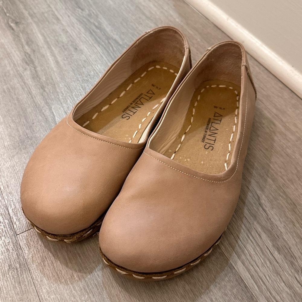 Nude Tan Leather Clog Mules size 9